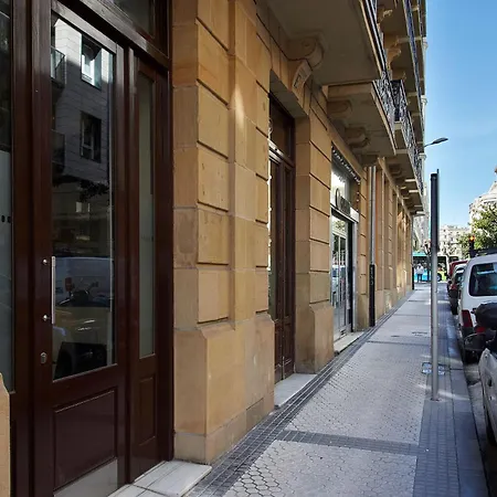 The Collection - Gros Arena I Apartmán *