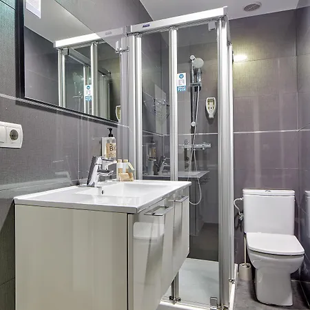 The Collection - Gros Arena I San Sebastián