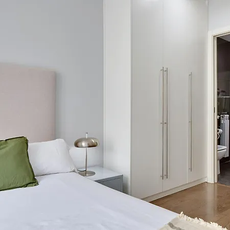 The Collection - Gros Arena I Saint-Sébastien