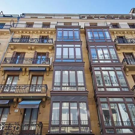 The Collection - Gros Arena I *